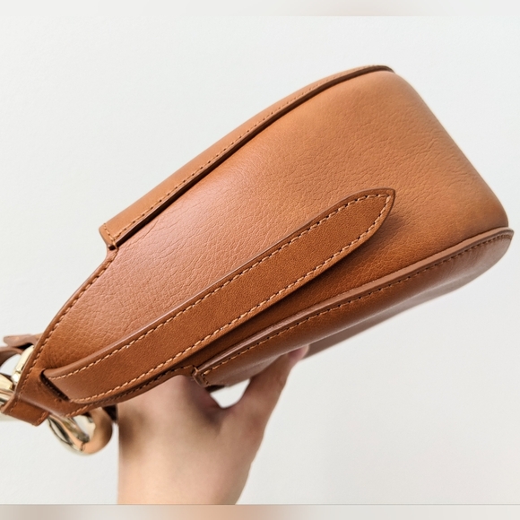 Chloe Kiss Bag - Picture 7 of 11